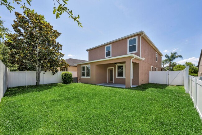 Building Photo - Beautiful Trinity Lakes 5 bedroom 3.5 Baths