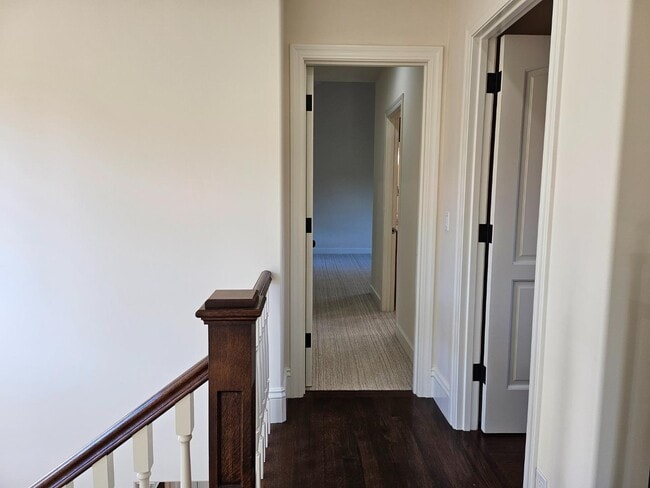 Building Photo - 919 Fremont Pl