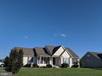 Building Photo - 196 Kings Mill Dr
