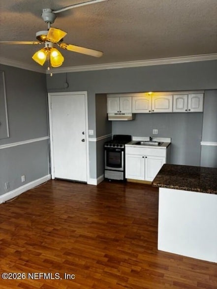 Building Photo - 311 W Ashley St