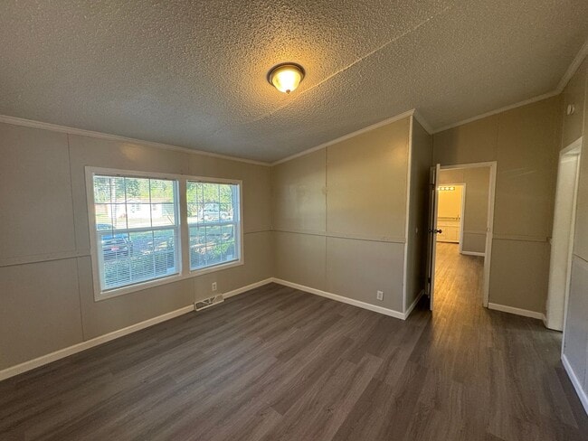 Building Photo - 236 Kue Pass