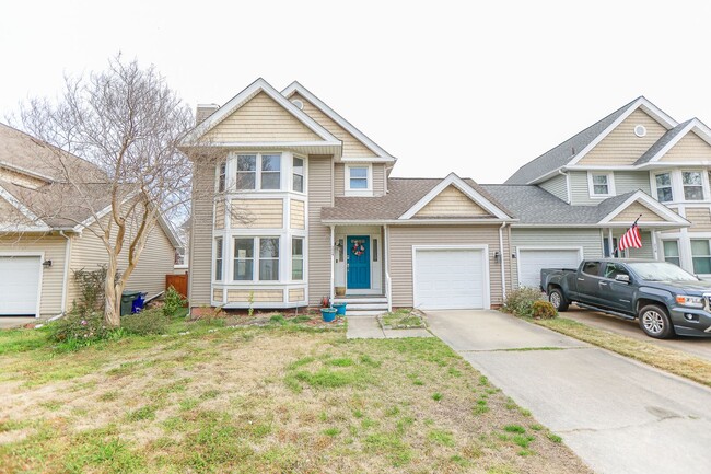 Building Photo - Beautifully renovated 3 bed 2.5 bath home ...