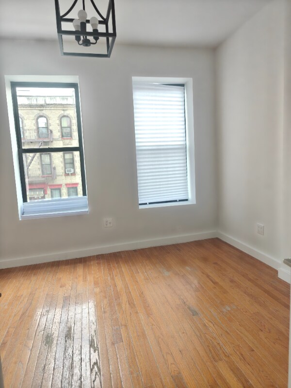 Building Photo - 2409 Tilden Ave