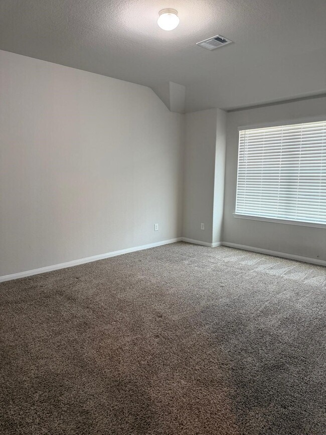 Building Photo - 25419 Grotto Falls Ln
