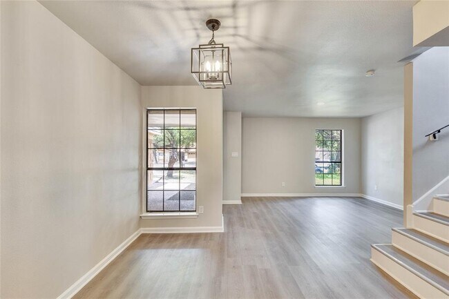 Building Photo - 8511 Fathom Cir