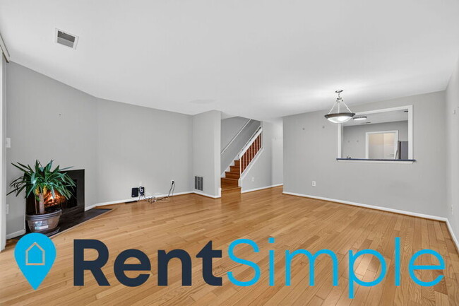 Building Photo - 1673 S Hayes St