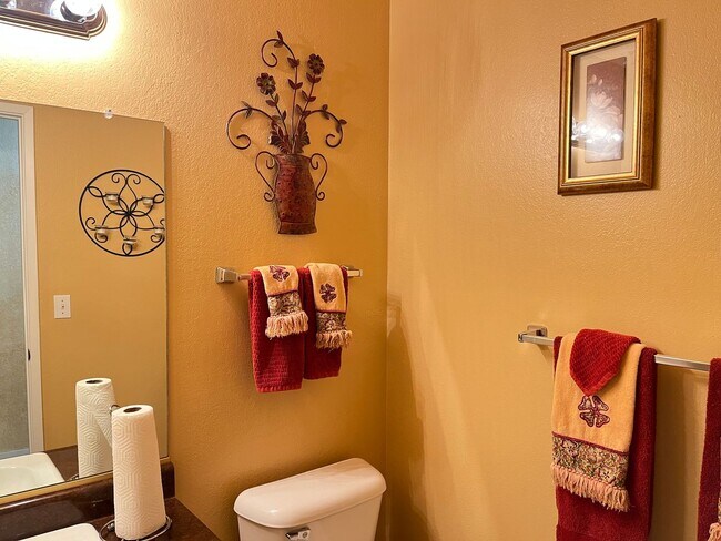 Building Photo - Very Nice Condo! 3 Miles to Cal Poly Groups Welcome Available June