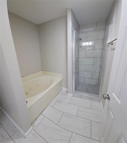 Building Photo - 12718 Hilltop Dr