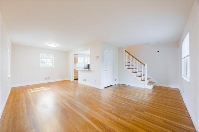 Living room unfurnished view 1 - 356 Lexington St