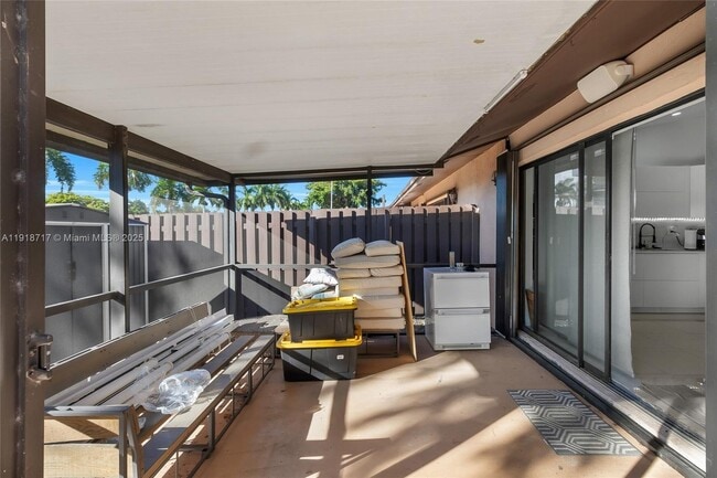 Building Photo - 4456 SW 136th Pl