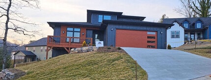 Building Photo - 157 Meadow Breeze Rd