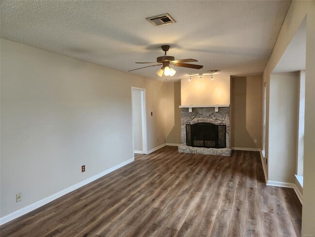 Building Photo - 278 Teri Ln