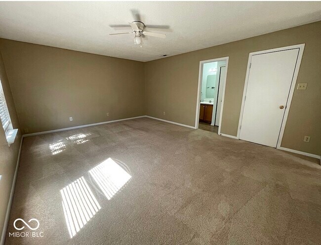 Building Photo - 6909 Earlswood Dr