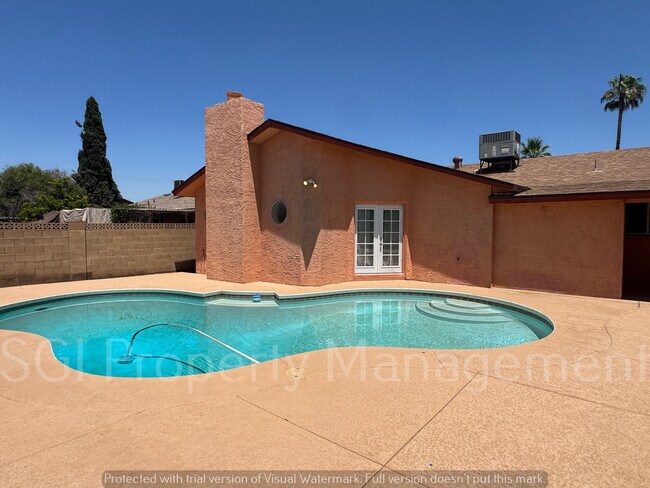 Building Photo - 3817 W Frier Dr
