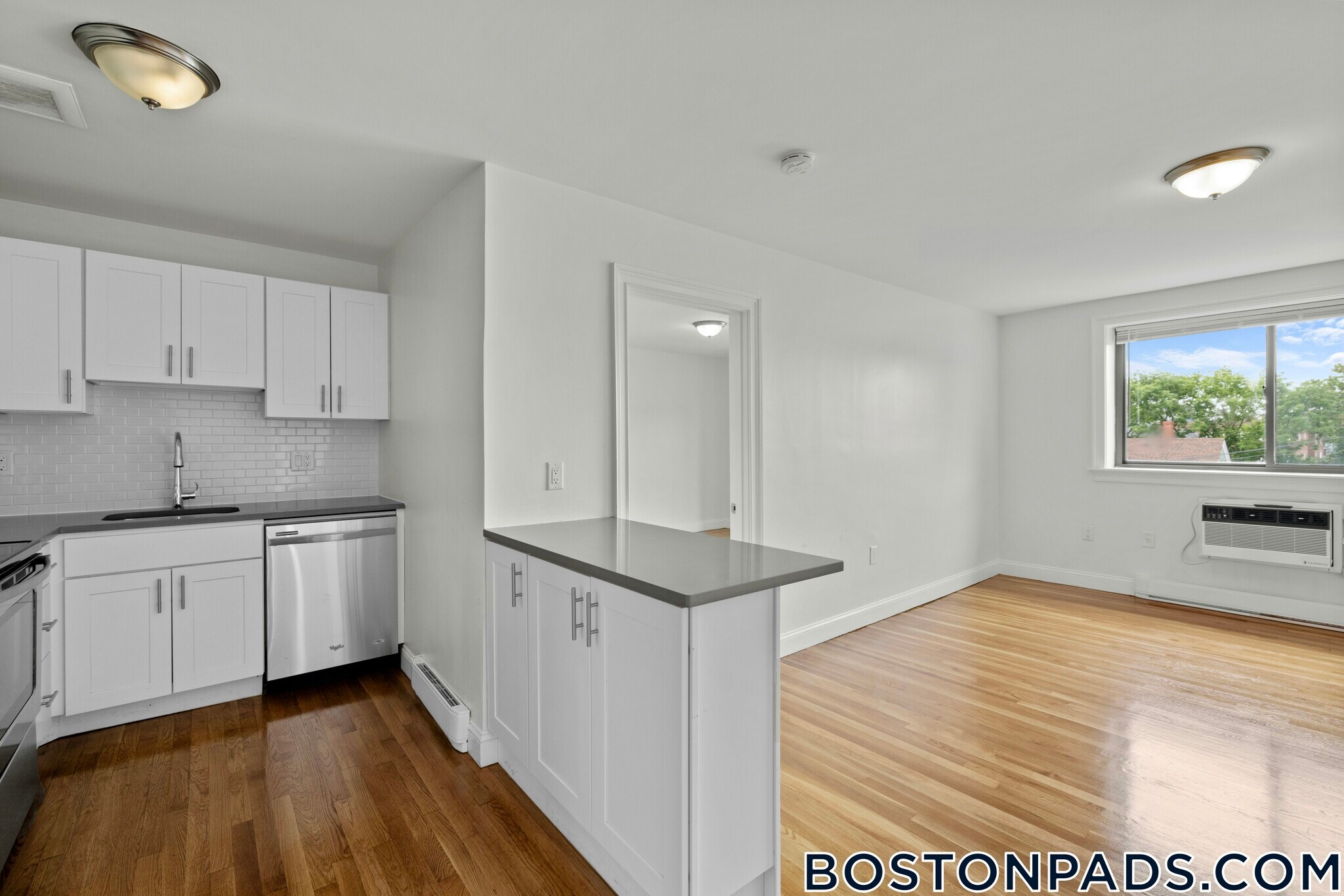 Building Photo - 134 Summer St