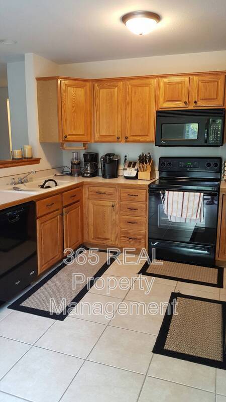 Building Photo - 110 N 49th Ave