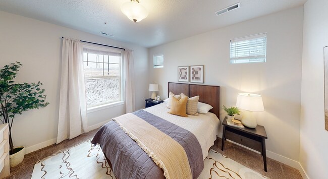 Building Photo - 947 W Coral Charm Way