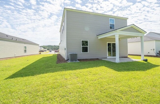 Building Photo - 142 Geranium Wy