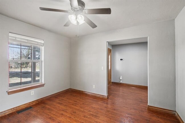 Building Photo - 10516 NW 16th St