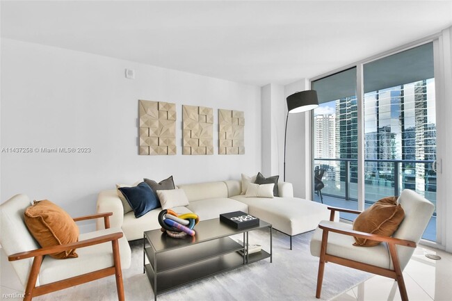 Primary Photo - 2 br, 2 bath Condo - 1300 Brickell Bay Dr ...