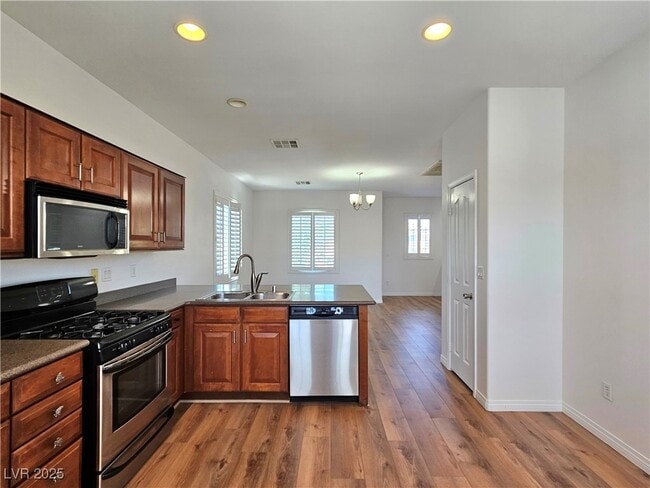 Building Photo - 10436 Masons Creek St