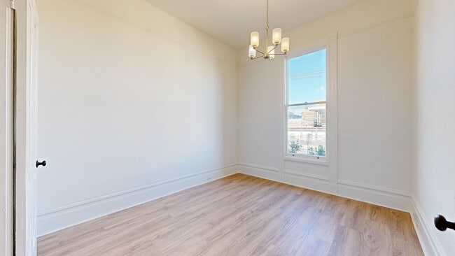 Building Photo - 3489 16th St