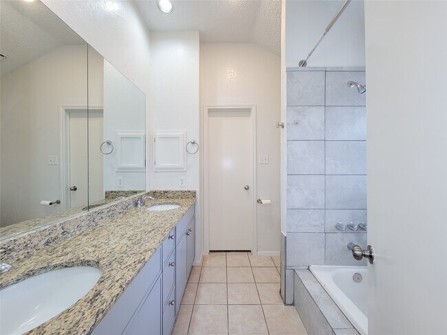 Building Photo - 8514 Opalwood Ct