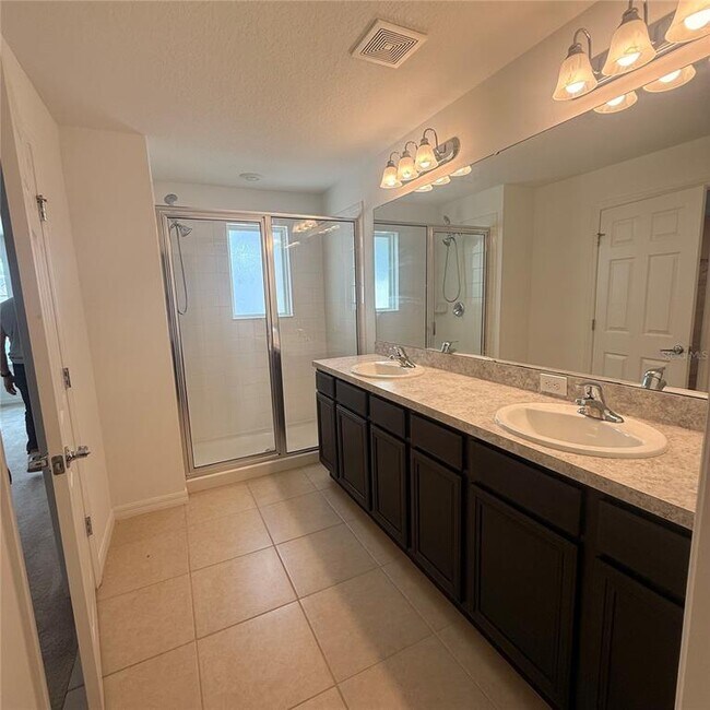 Building Photo - 3520 Beau Rd