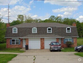 Building Photo - Nice 3 Bed 1.5 Bath Duplex SW Columbia!
