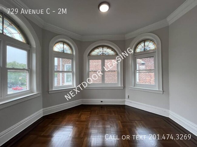 Building Photo - 729 Avenue C
