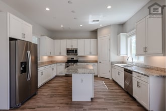 Building Photo - 4Bed/3Bath House at Mayo Blvd/Scottsdale Rd! Move-In Ready on 09/10/2026! – Gated Community!