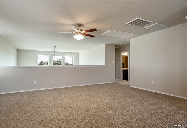 Building Photo - 1609 Ranch House