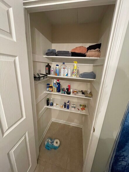 Building Photo - 3100 Beargrass Run Ct