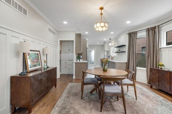 Building Photo - 1456 Virginia Park St