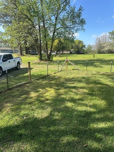 Building Photo - 2265 McCaleb Rd