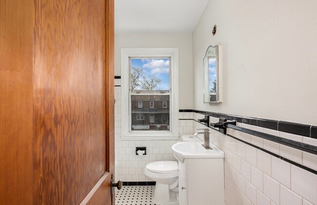 Building Photo - 3010 Woodring Ave