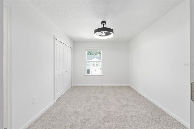 Building Photo - 3625 SE 37th Ct