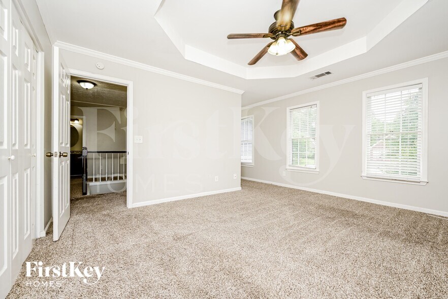 Building Photo - 55 Cinnamon Fern Cir