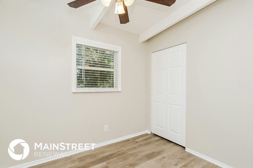 Building Photo - 3228 Clifford Sample Dr