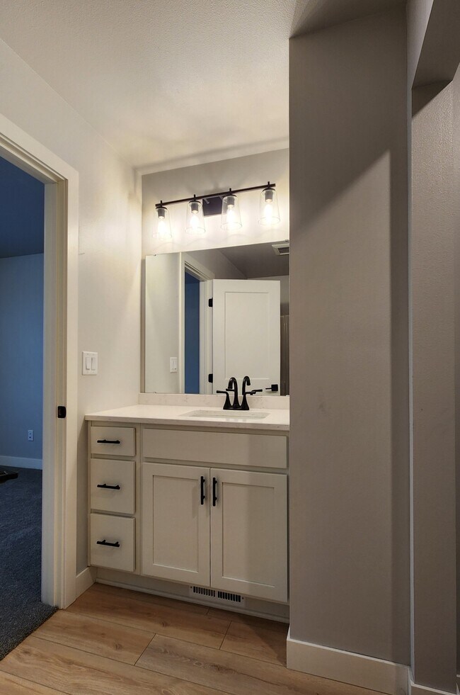 Building Photo - 6728 66th Ave S