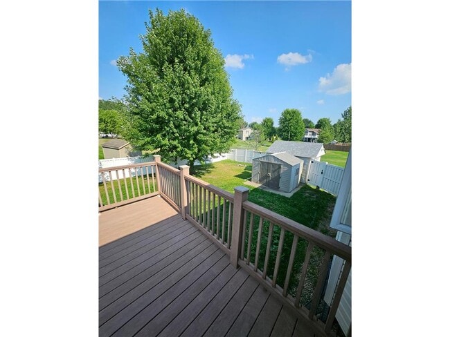 Building Photo - 5398 Kahler Dr NE