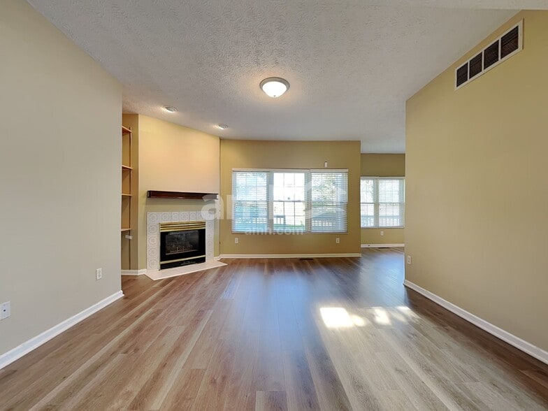 Building Photo - 6957 Spring Farm Ct