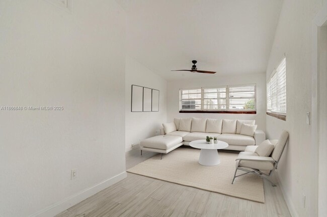 Building Photo - 7091 Taft St