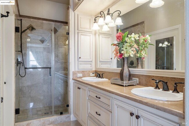 Building Photo - 1246 Sonata Dr