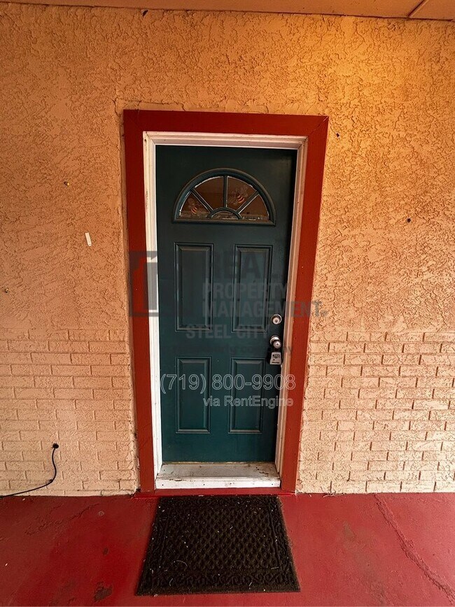 Building Photo - 218 Polk St