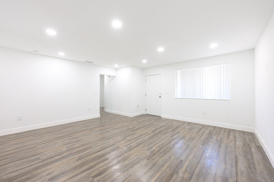 Building Photo - 2355 NW 99th Ter
