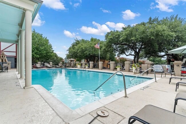 Building Photo - 15920 Archwood Ln