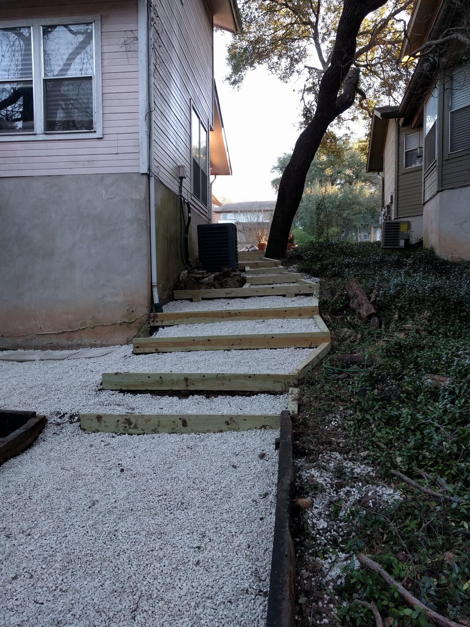 steps to back - 1702 Waterloo Trl