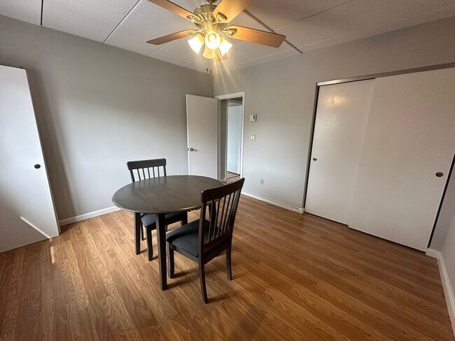 Building Photo - 40 High St