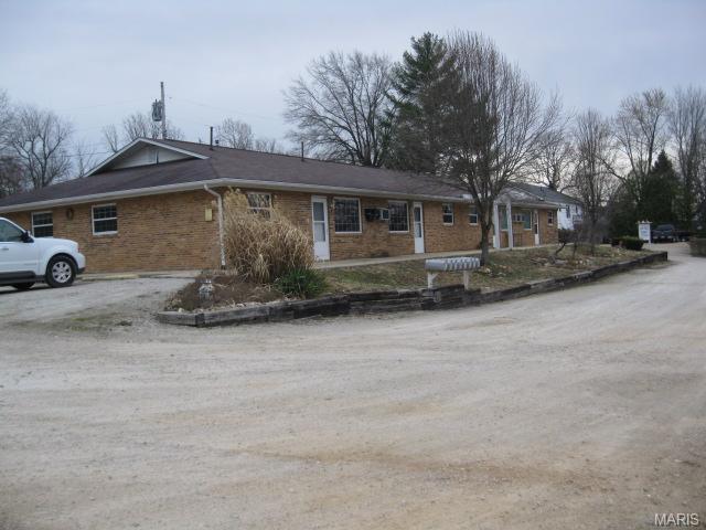 Building Photo - 307 Decker St